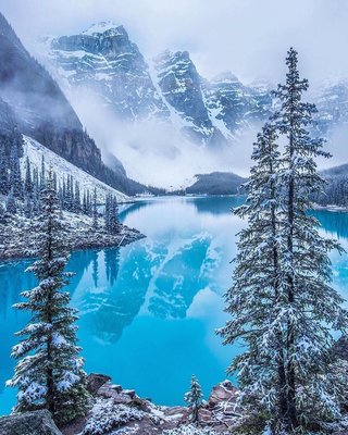 Озеро Морейн, Канада.jpg