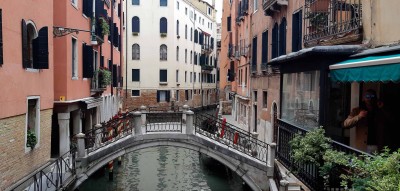 Венеция мостик мал.jpg