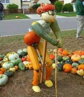 Что только не придумаешь, для привлечения покупателей..jpg
